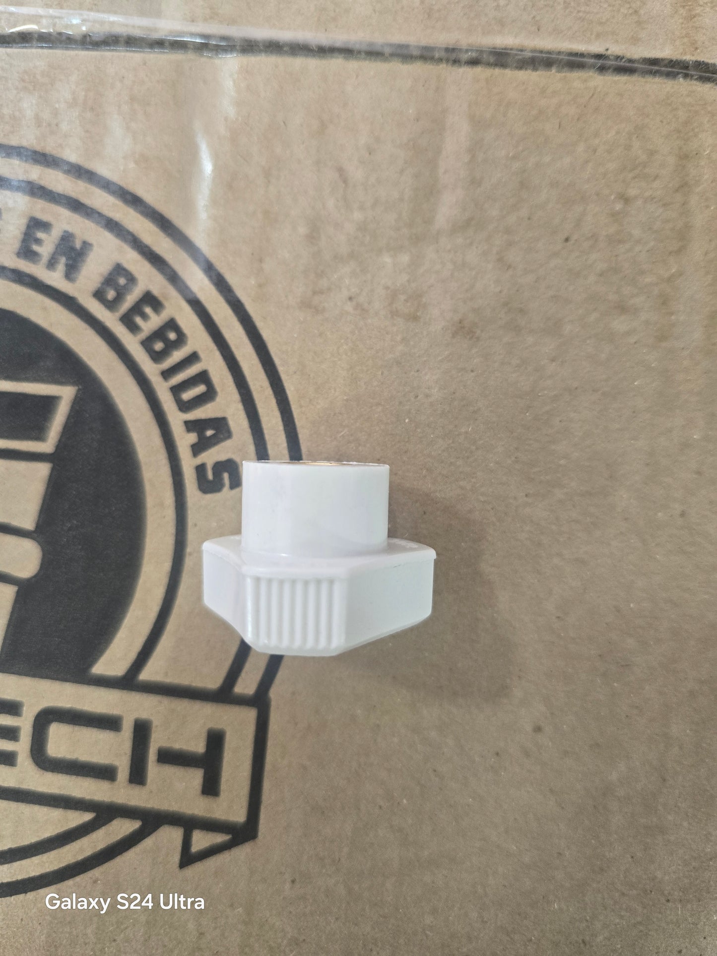 Tuerca blanca acrílicos